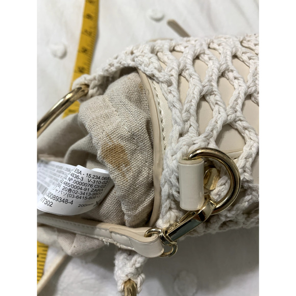 Zara Trafulac Crocheted Bucket Bag Cream Gold Crossbody Boho Club Party Glam - Picture 7 of 10